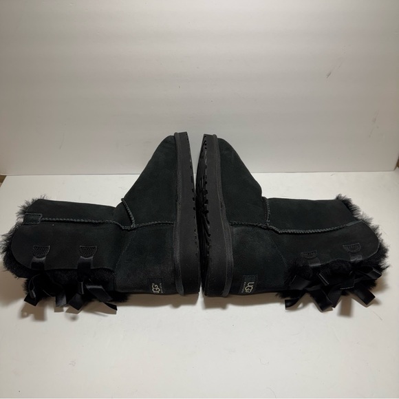 UGG Bailey Bow II Sheepskin Black Suede Winter Boots Women’s Size 10 - Picture 7 of 16
